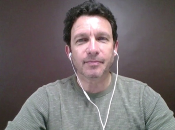 NOTA CON GUSTAVO SEGRÉ