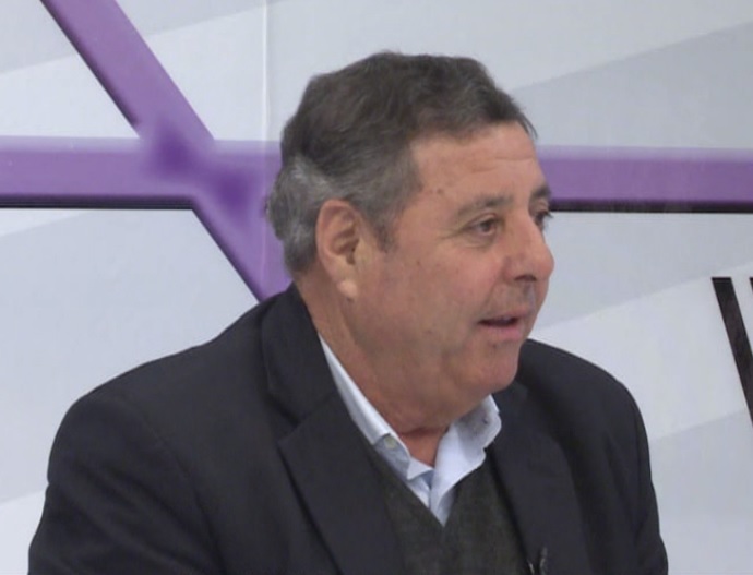 NOTA CON ALFREDO DE ANGELI