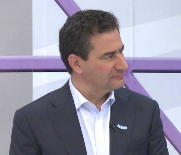 NOTA CON CARLOS REGAZZONI