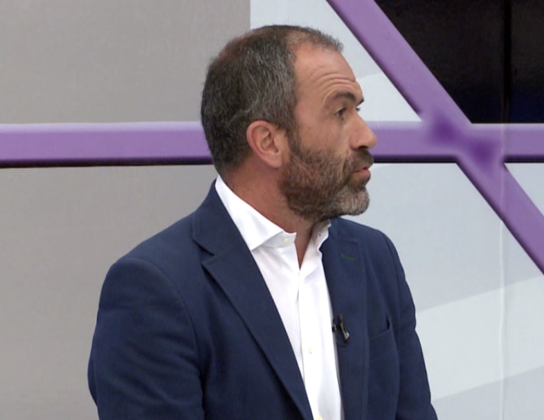 NOTA CON EL DR. FERNANDO NEUSPILLER