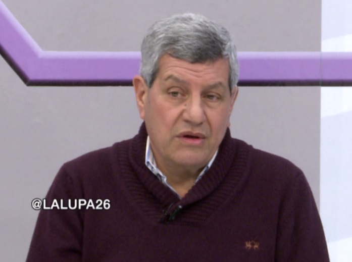 NOTA CON VÍCTOR DE GENNARO