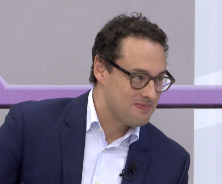 NOTA CON LEANDRO CUCCIOLI