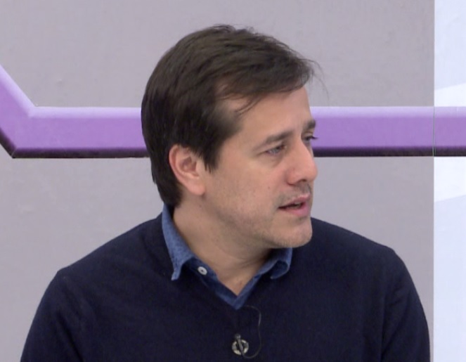 NOTA CON MARIANO RECALDE