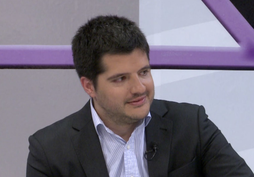 NOTA CON PABLO KNOPOFF