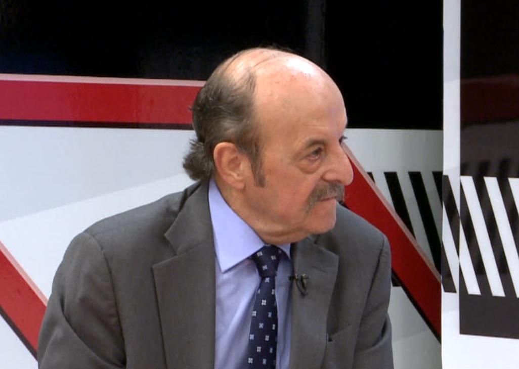 NOTA CON JULIO BÁRBARO