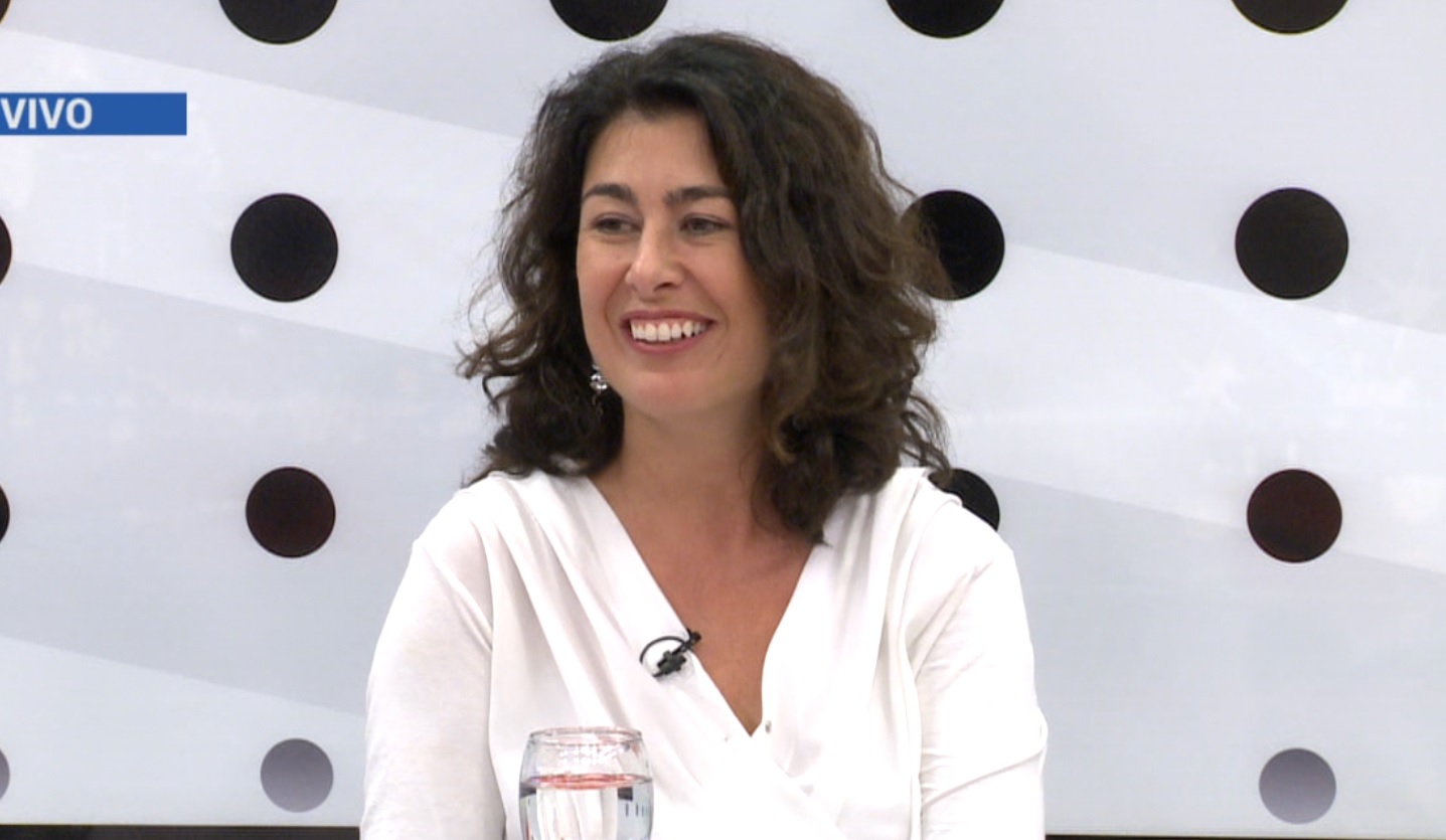 NOTA CON ANDRESSA CALDAS