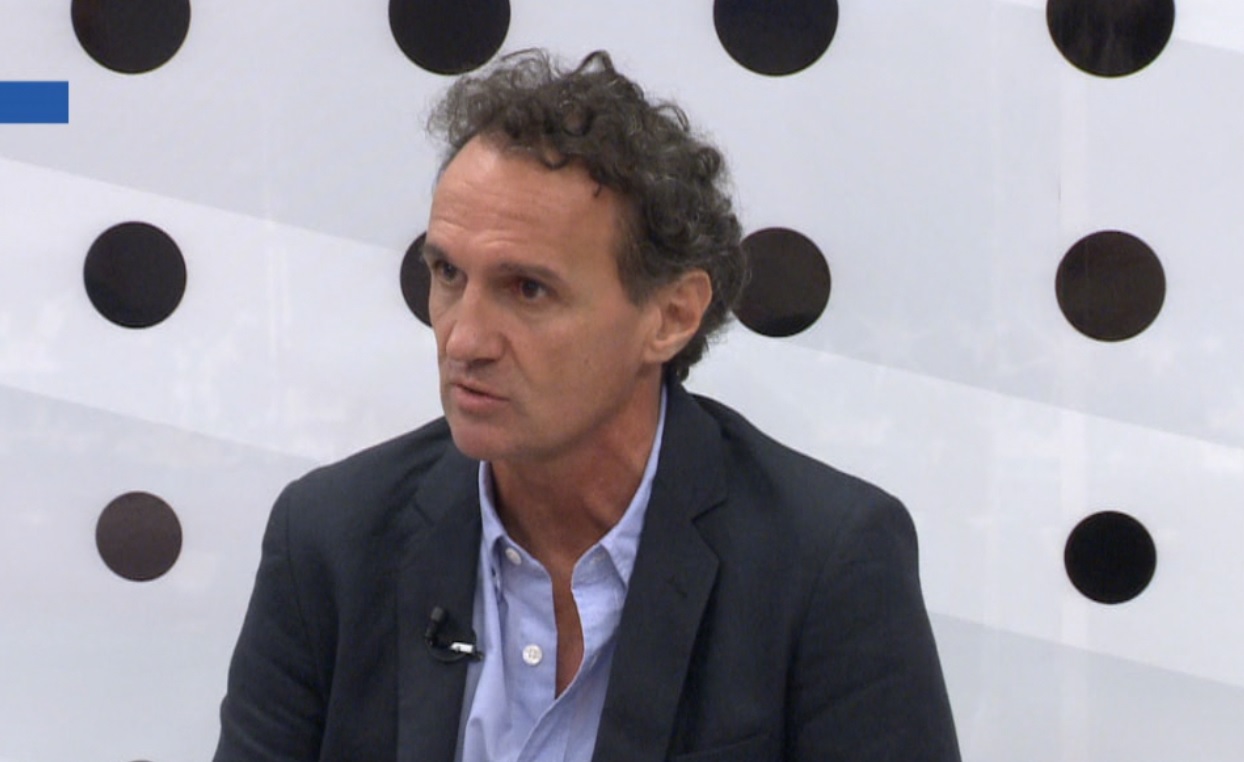 NOTA CON GABRIEL KATOPODIS