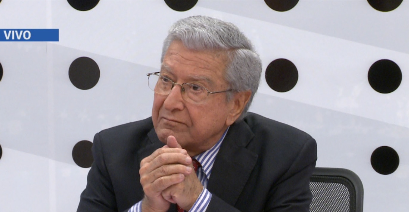 NOTA CON HÉCTOR POLINO