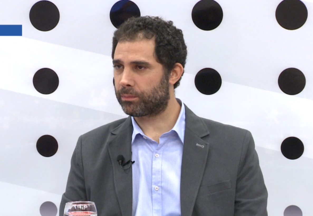 NOTA CON LISANDRO CINGOLANI