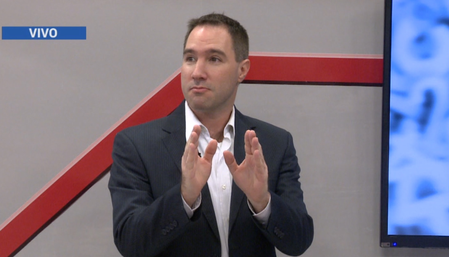 NOTA CON DAMIÁN DI PACE