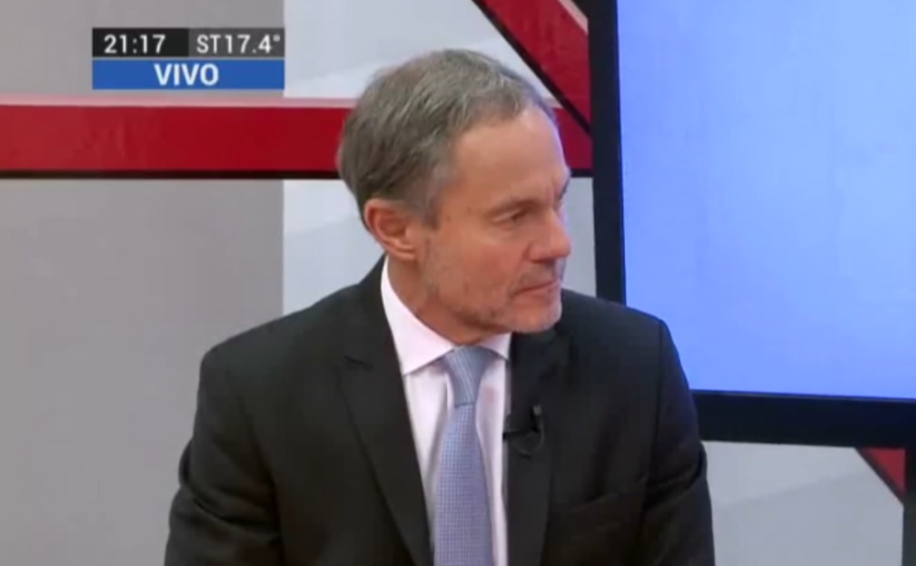 NOTA CON GUSTAVO FERRARI