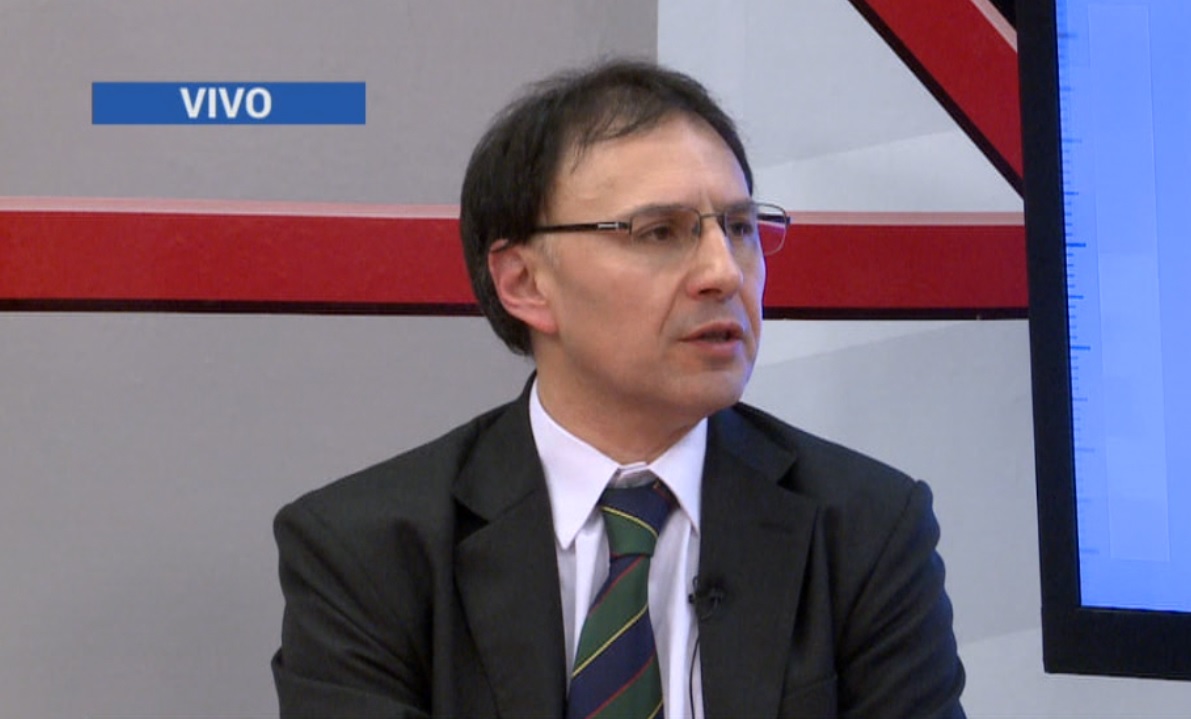 NOTA CON HÉCTOR RUBINI