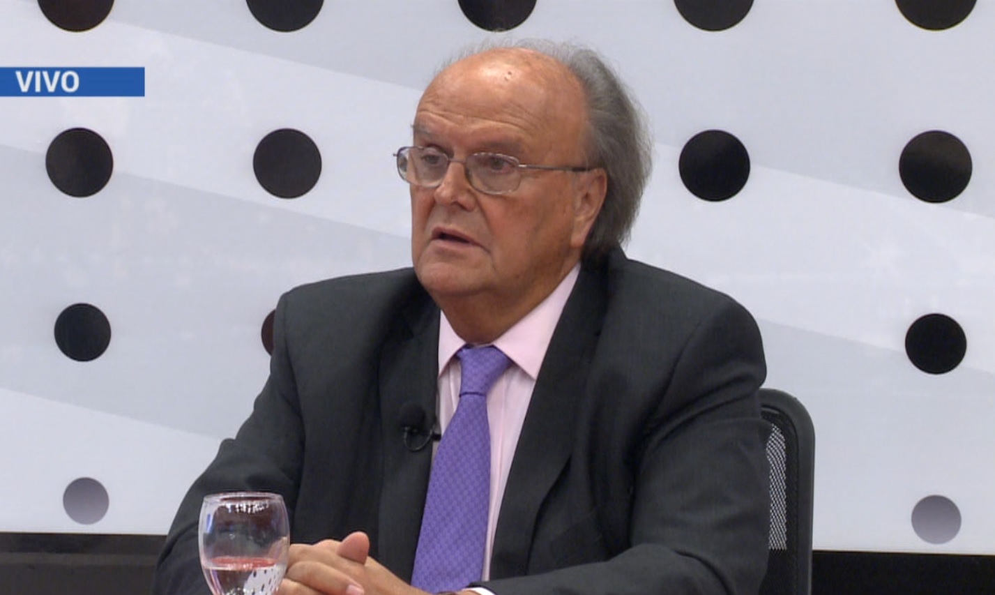 NOTA CON JOSÉ IGNACIO DE MENDIGUREN