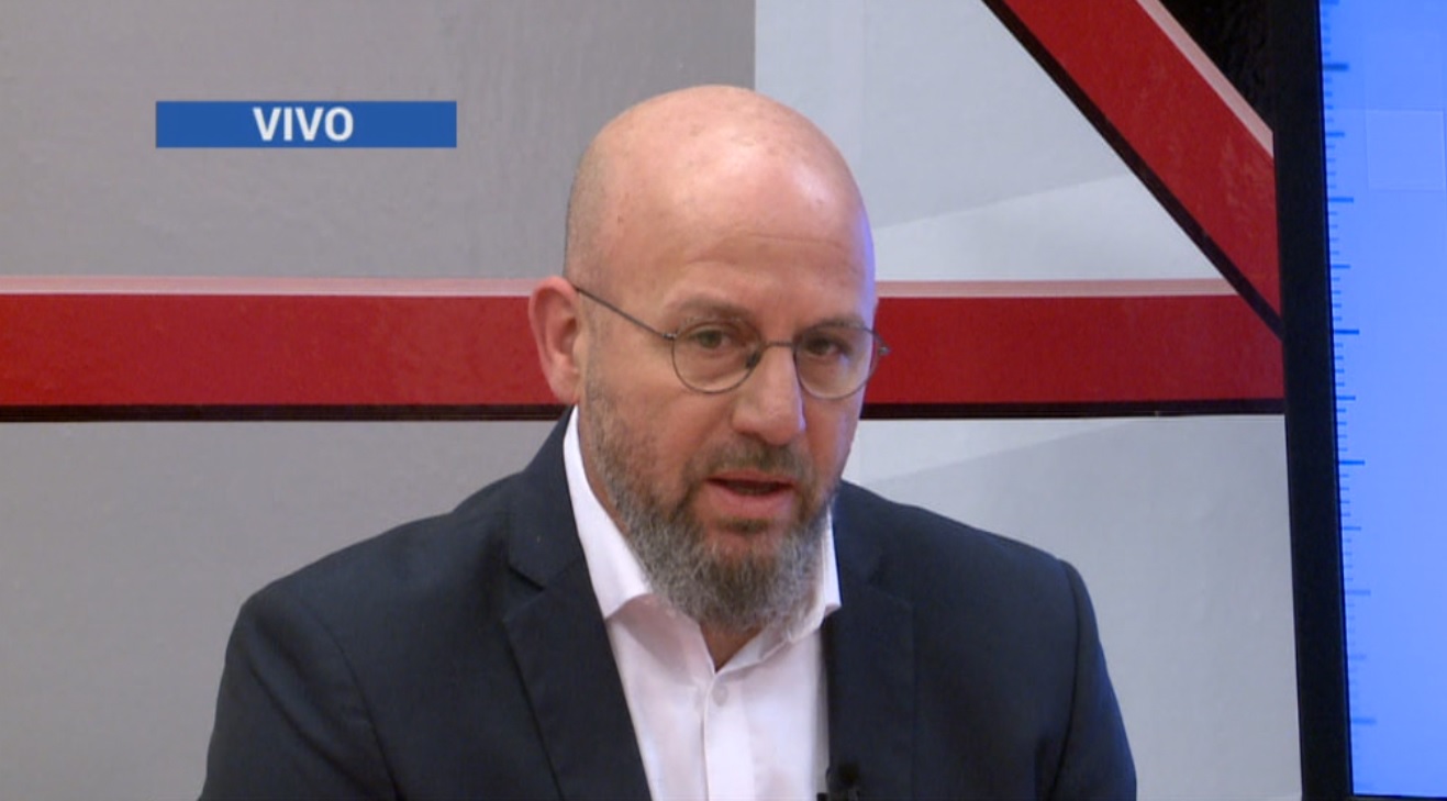 NOTA CON WALDO WOLFF