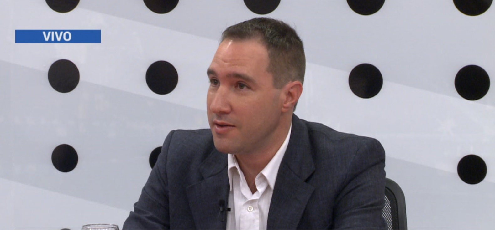 NOTA CON DAMIÁN DI PACE