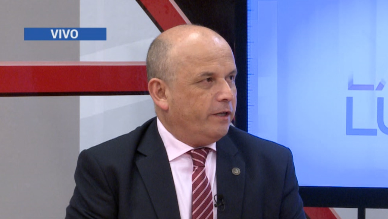 NOTA CON FABIO FERRER