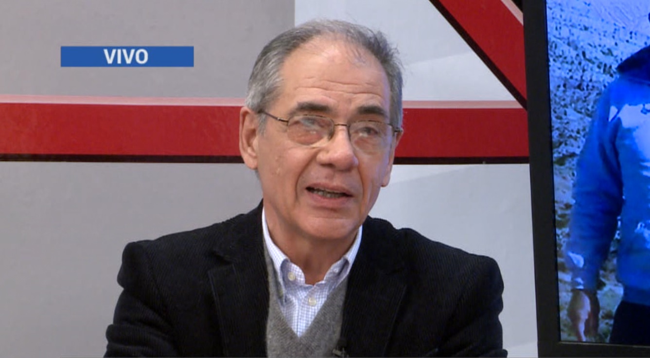 NOTA CON RAFAEL FLORES