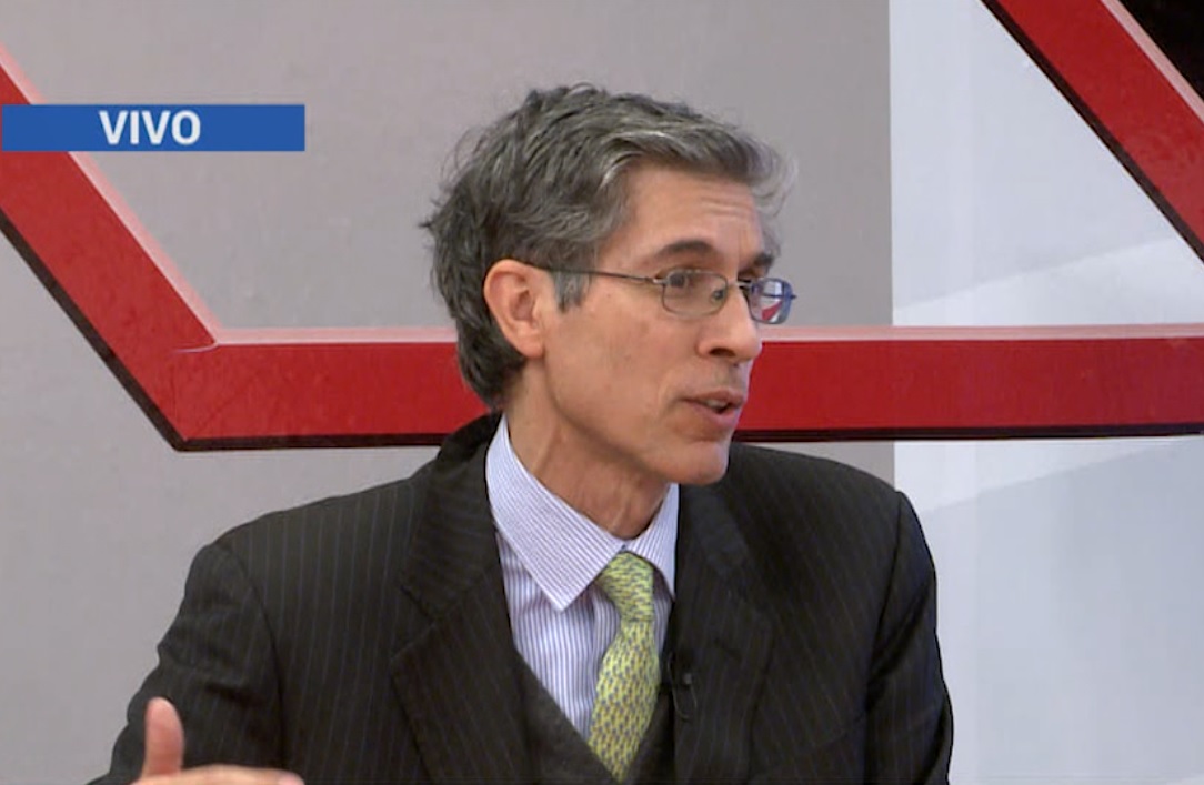 NOTA CON AGUSTÍN ETCHEBARNE