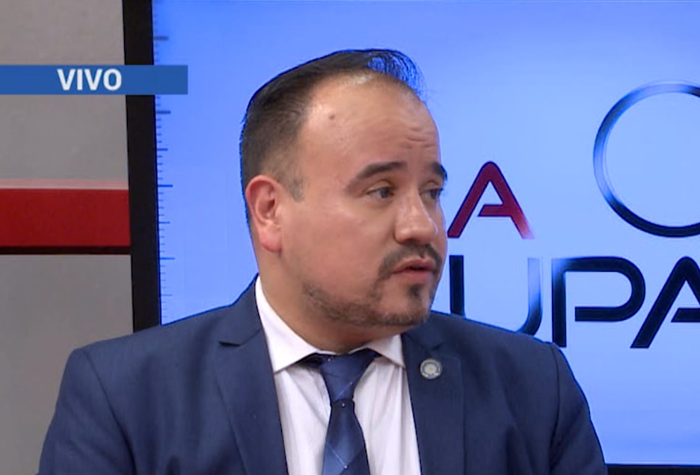 NOTA CON JULIO ESTÉVEZ