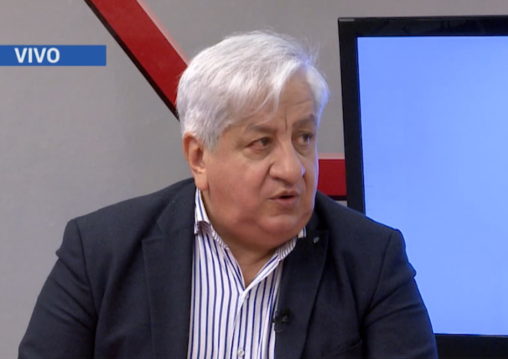 NOTA CON JULIO PIUMATO