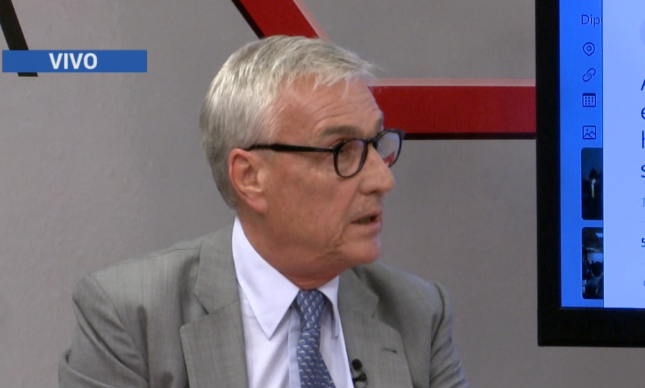 NOTA CON ÁLVARO GONZÁLEZ Y ENRIQUE ZULETA PUCEIRO