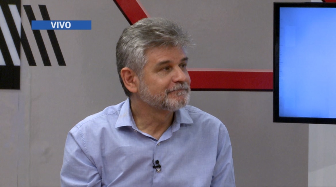 NOTA CON DANIEL FILMUS