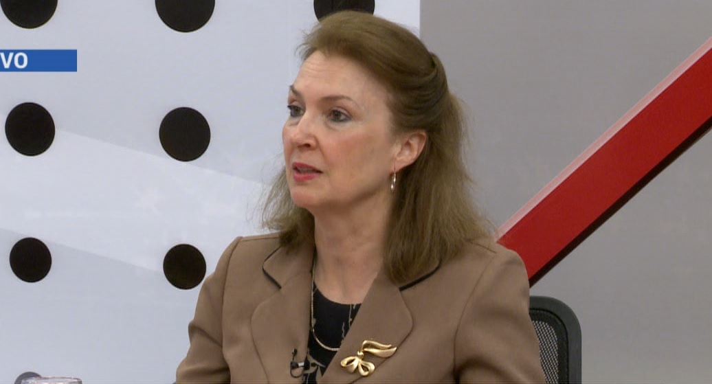 NOTA CON DIANA MONDINO