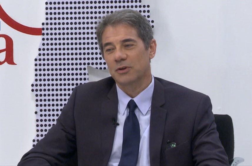 NOTA CON ENRIQUE DE ROSA