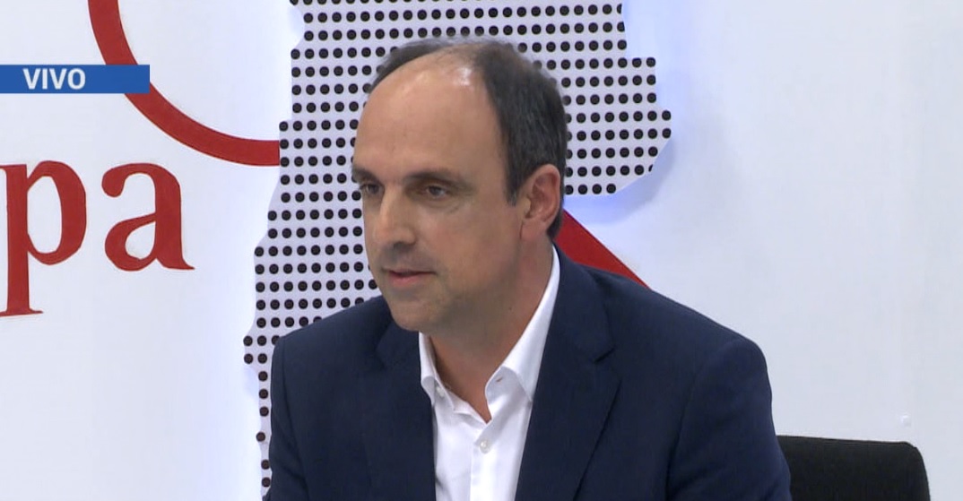 NOTA CON JOSÉ CORRAL