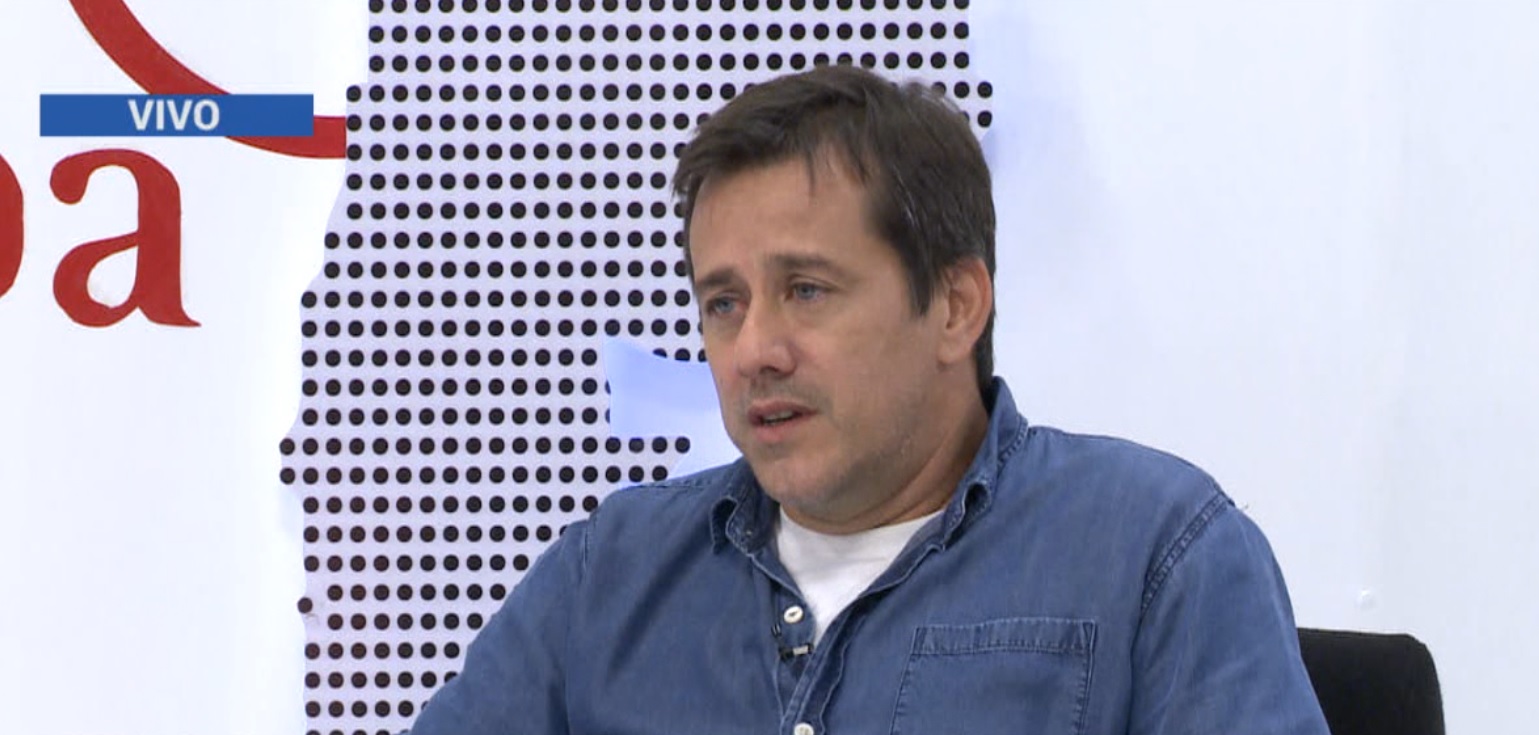 NOTA CON MARIANO RECALDE