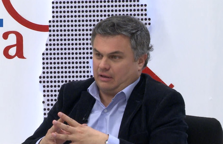 NOTA CON SANTIAGO LÓPEZ MEDRANO