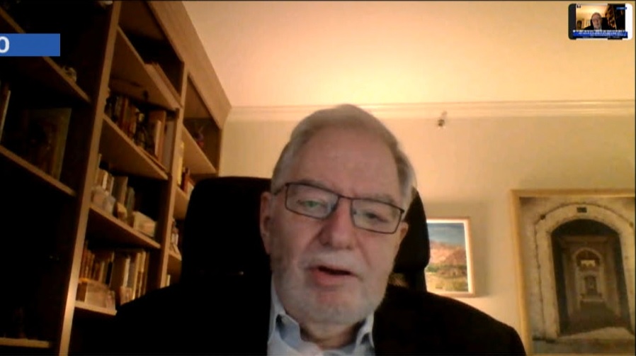 NOTA CON CLAUDIO LOSER