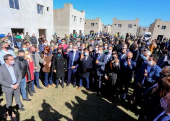 El Gobierno arranca la campaña con un triple eje: vacunas, obras y mucha grieta