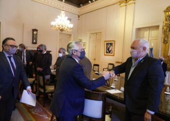 El Gobierno redujo un 50% las exportaciones de carne y prohibió la salida de siete cortes