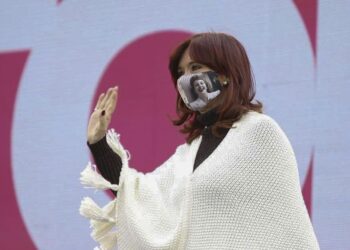 La vicepresidenta cargó con dureza contra la oposición