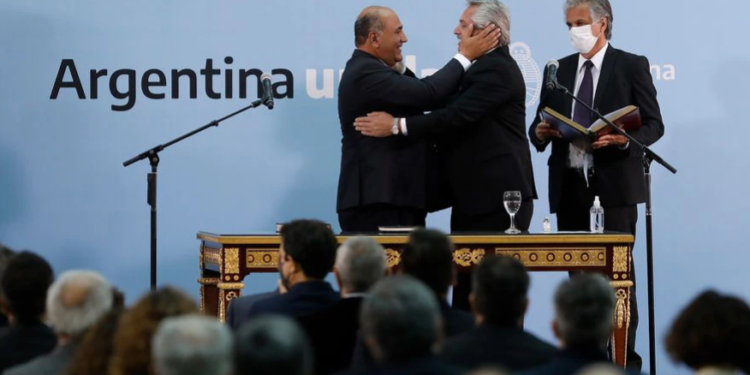 Con nuevo gabinete, Alberto Fernández anunciará aperturas a las restricciones e incentivos económicos