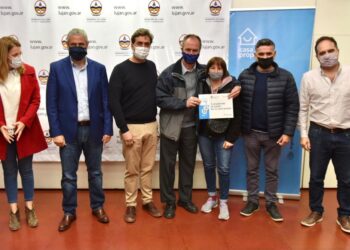 Casa Propia: Ferraresi entregó más créditos para construcción en Mercedes, Luján y General Rodríguez