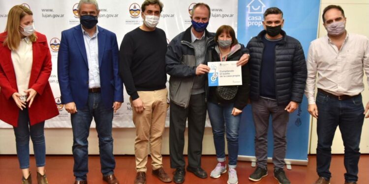 Casa Propia: Ferraresi entregó más créditos para construcción en Mercedes, Luján y General Rodríguez