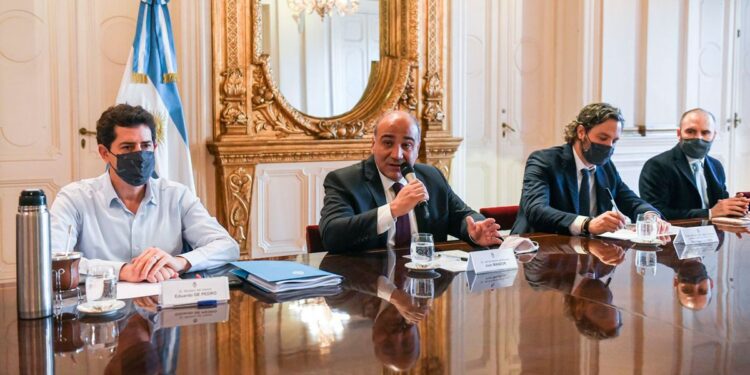 Manzur: “El indicador de pobreza nos duele, tenemos que redoblar los esfuerzos”