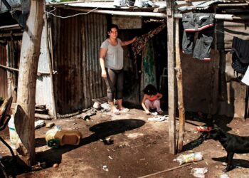 Pobreza:  40,6% en el primer semestre del añoPobreza:  40,6% en el primer semestre del año