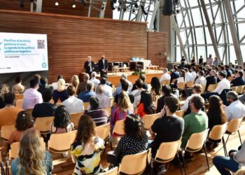 El Ministerio de Desarrollo Territorial y Hábitat organizó una jornada sobre planificación territorial y gestión de suelo en el CCK