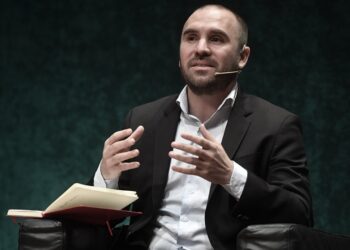 Guzmán explicará aspectos centrales del Presupuesto 2022 en Diputados