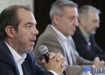 Tras las protestas contra la megaminería, renunció un ministro clave en Chubut