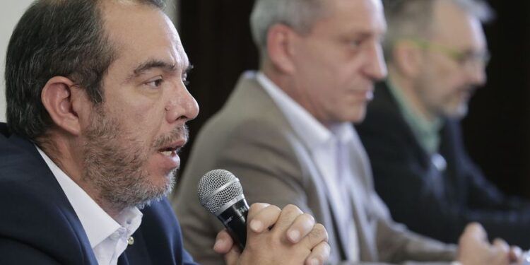 Tras las protestas contra la megaminería, renunció un ministro clave en Chubut