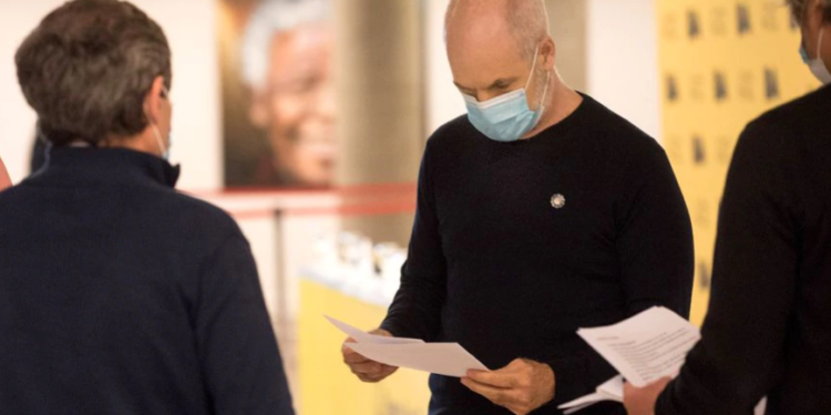 La ciudad de Buenos Aires intensifica los testeos y se diferencia de la Provincia y la Nación