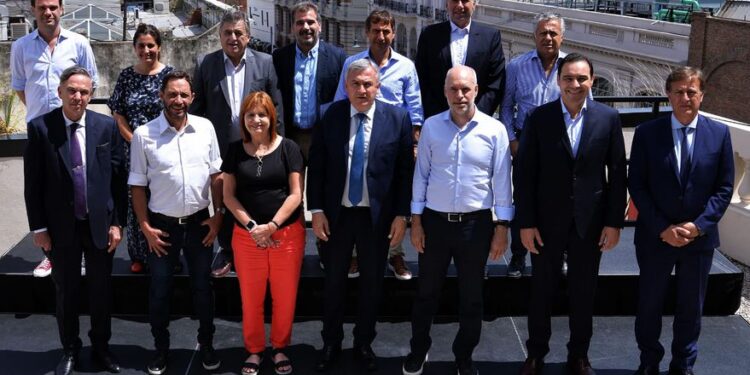 Peligra la reunión entre Martín Guzmán y la oposición ante la falta de certezas