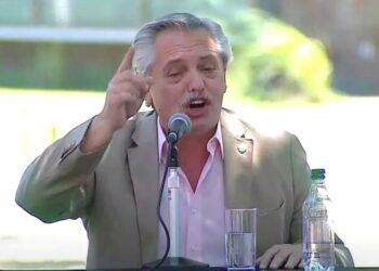 Alberto Fernández: «El FMI intenta imponernos un acuerdo y no estamos de acuerdo»