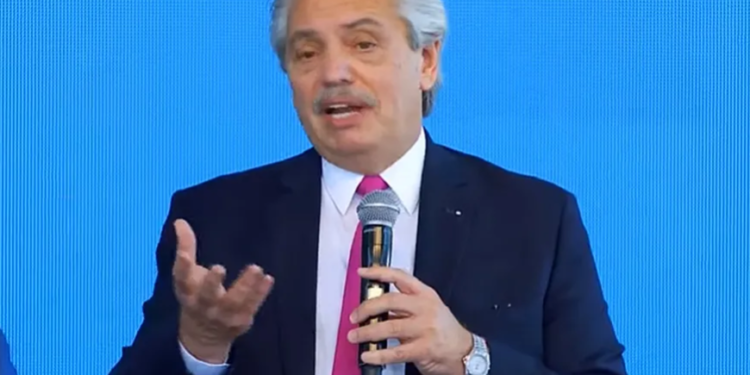 Día de la Mujer: Alberto Fernández le pidió a los varones “es tiempo de que nos hagamos cargo”