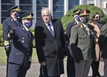 Giro sorpresivo: el Gobierno invirtió en las Fuerzas Armadas más que en cualquier otro sector