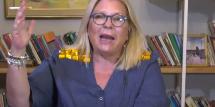 Elisa Carrió apuntó contra Javier Milei: “Muchos con igual discurso generaron terribles dictaduras en Europa”